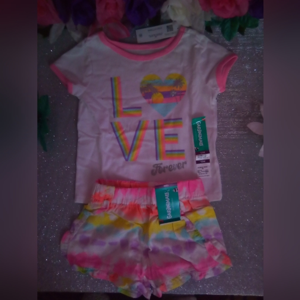 #3232👉🏼 CUTE 2-PIECE COLORFUL SET (SIZE: 3T & 12mos) SHORTS + T-SHIRT